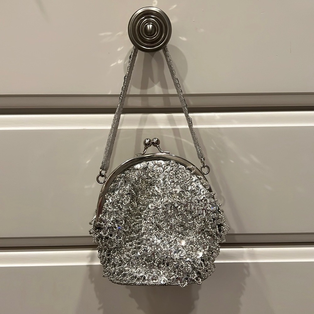 Vintage ‘Cache’ Silver Beaded Clutch/Small Purse!